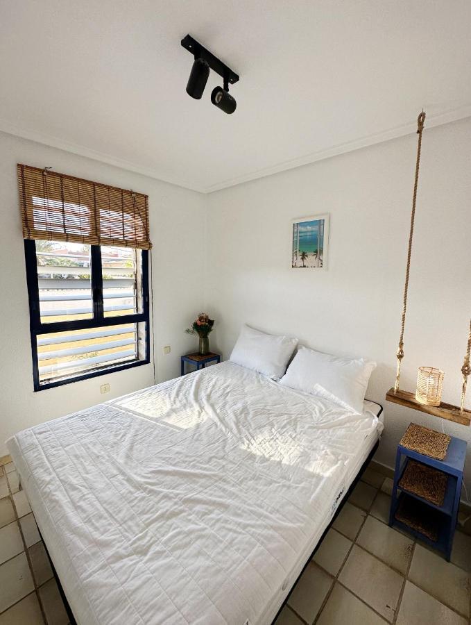 Breathtaking Apartment Torrevieja Bagian luar foto