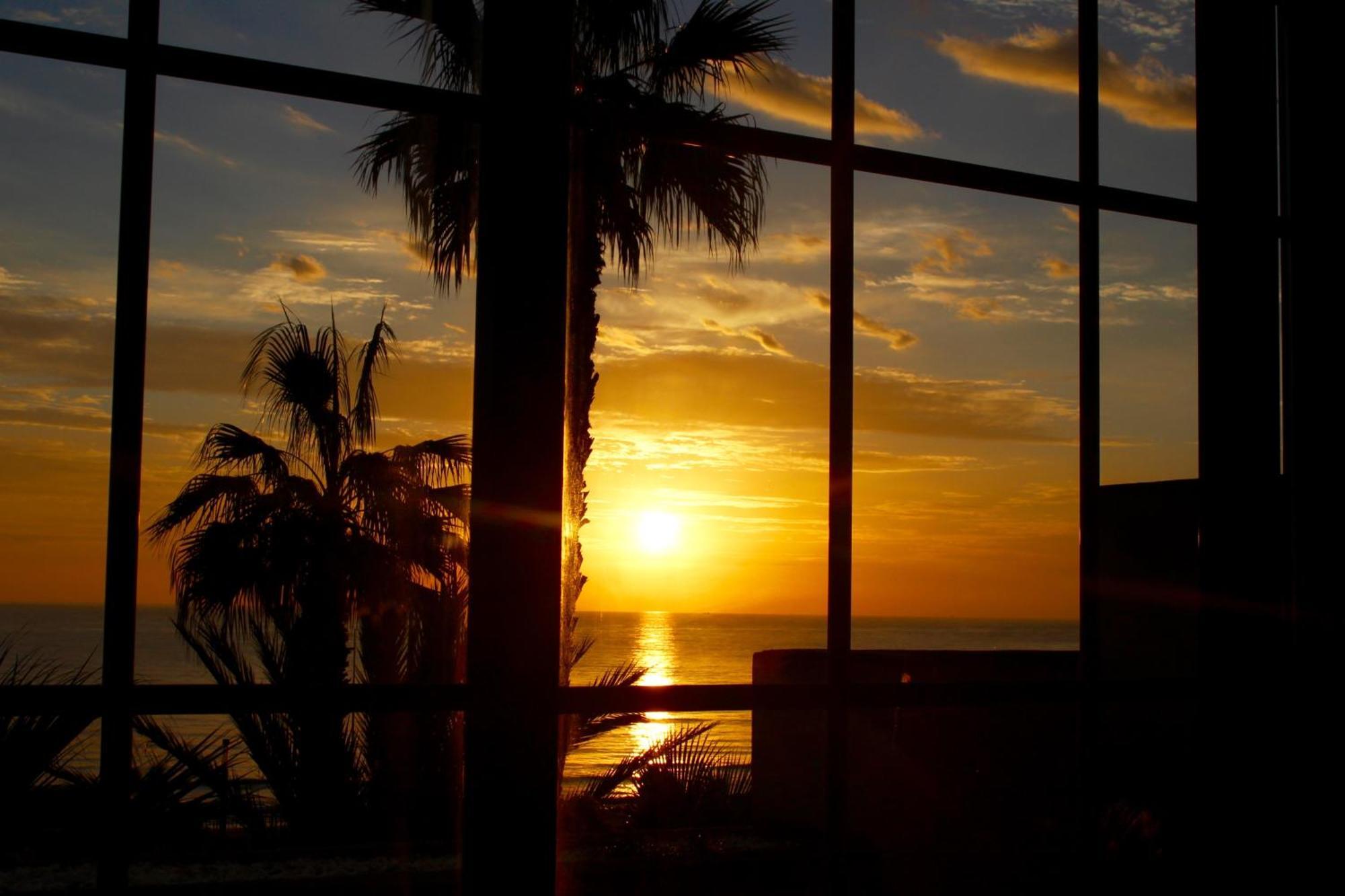 Breathtaking Apartment Torrevieja Bagian luar foto