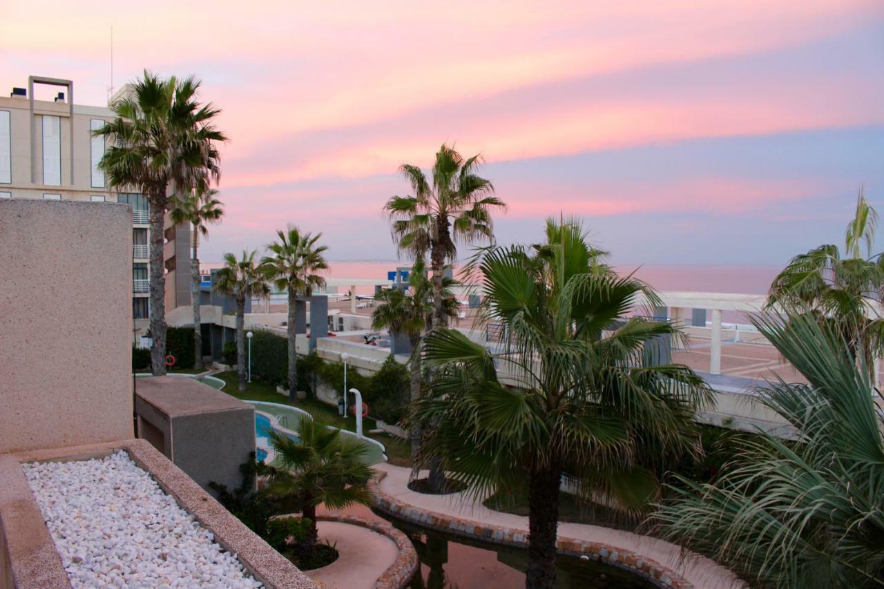 Breathtaking Apartment Torrevieja Bagian luar foto